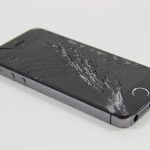 iPhone mit defektem Bildschirm, Bild: CC0